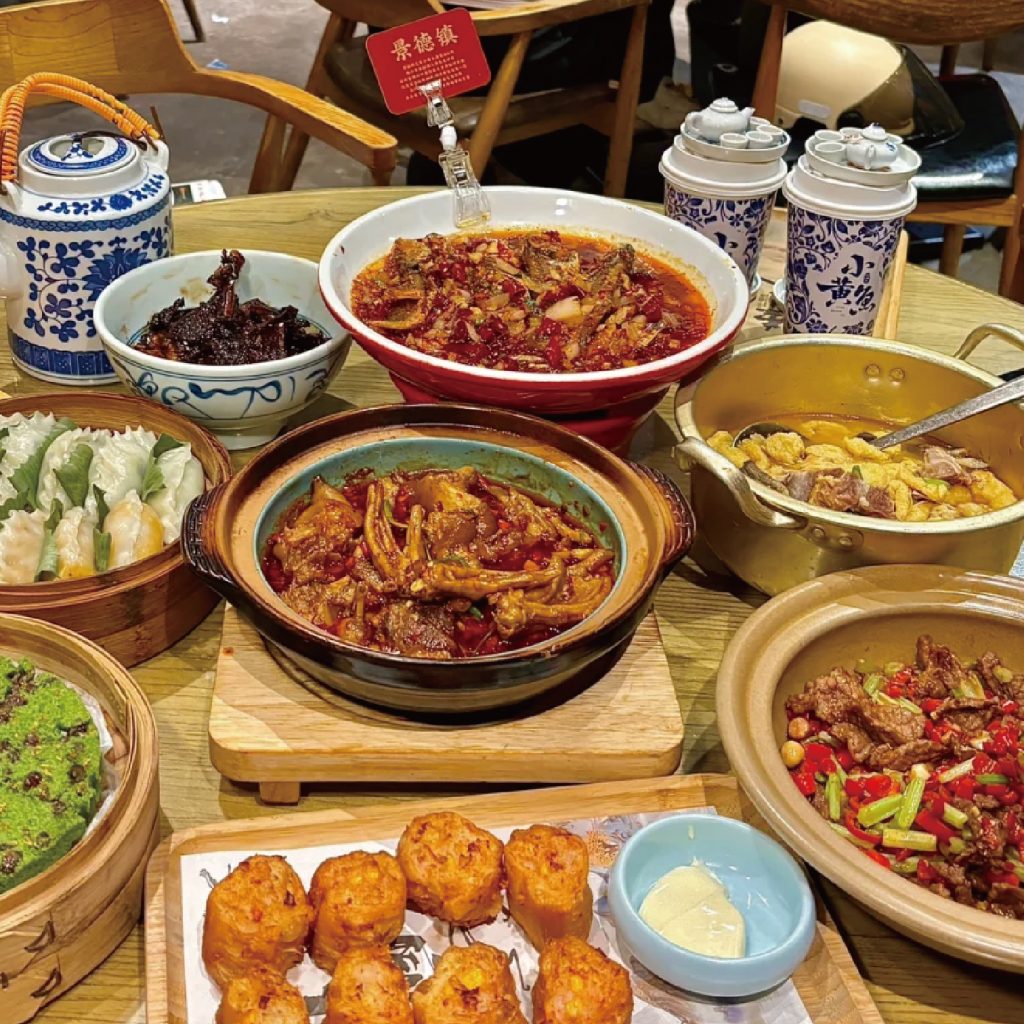 Chengdu street food at night